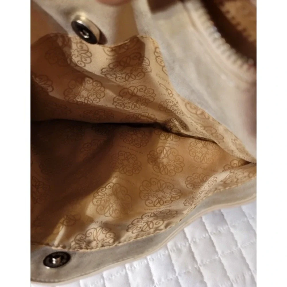 Enzo Angiolini Champagne Gold Hobo Shoulder Bag Chain Strap Classy Sophisticated